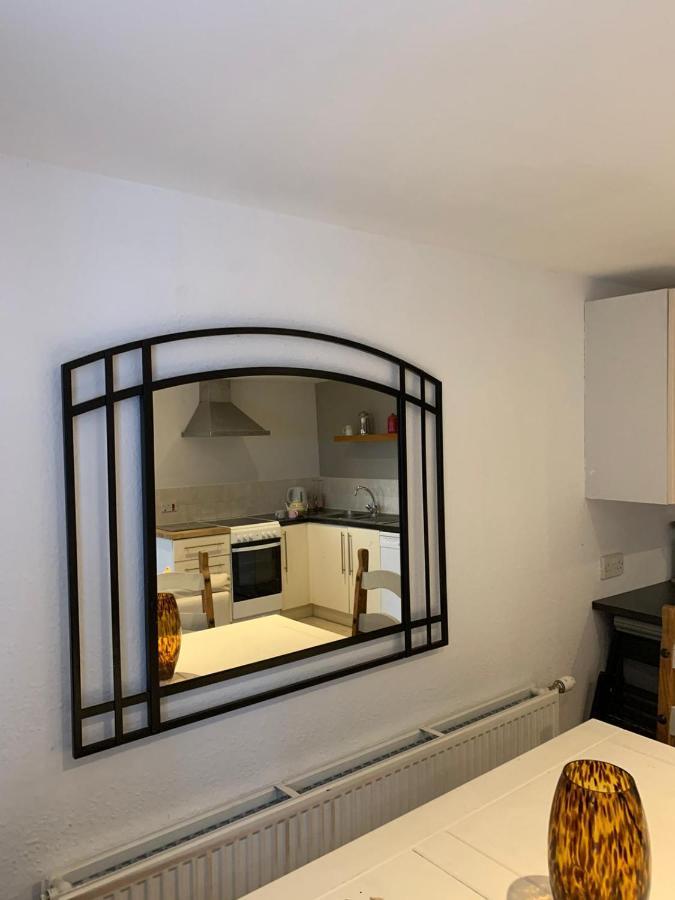 Hill House - Mews Town House, In A Quiet Private Close, In The City Centre Of Inverness. Dış mekan fotoğraf